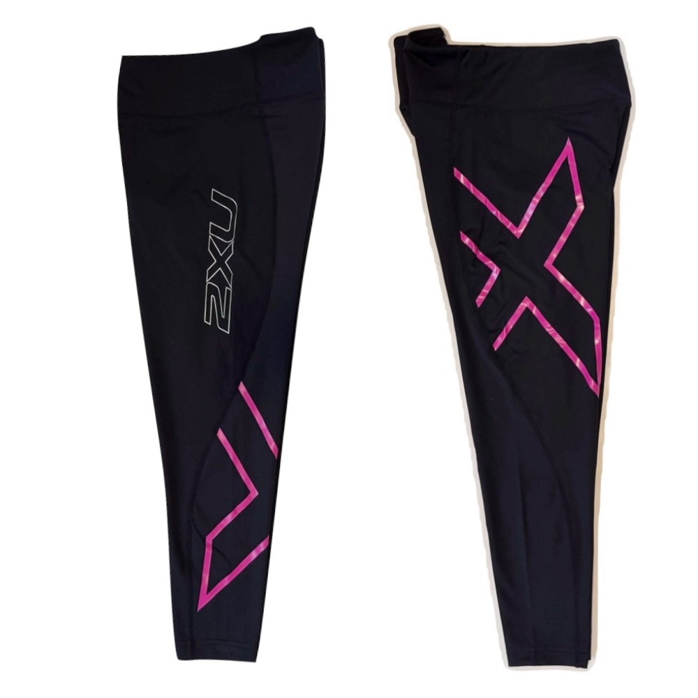 2XU Black and Pink Compression Crop Running Tights Medium